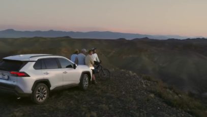 Абсолютно новый Toyota RAV4 thumbnail